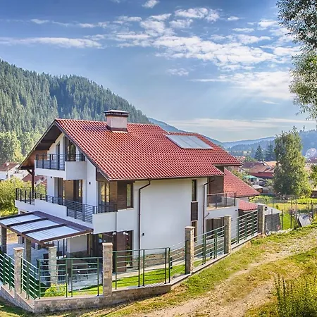 Вилла Mountain Hill Luxury Маджаре