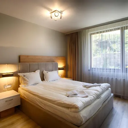 Mountain Hill Luxury Villa *