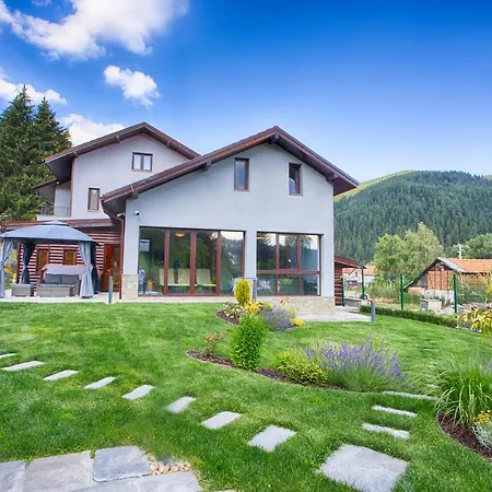 Mountain Hill Luxury *