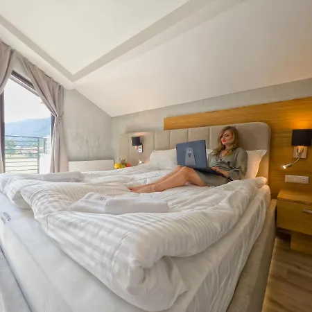 Вилла Mountain Hill Luxury *