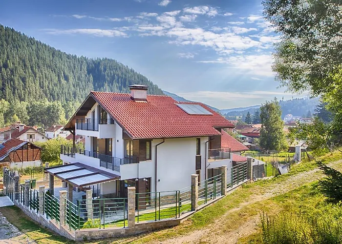 Willa Mountain Hill Luxury Madzhare