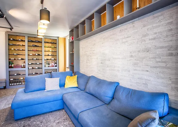 Mountain Hill Luxury * Madzhare