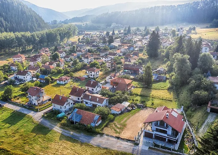 Willa Mountain Hill Luxury