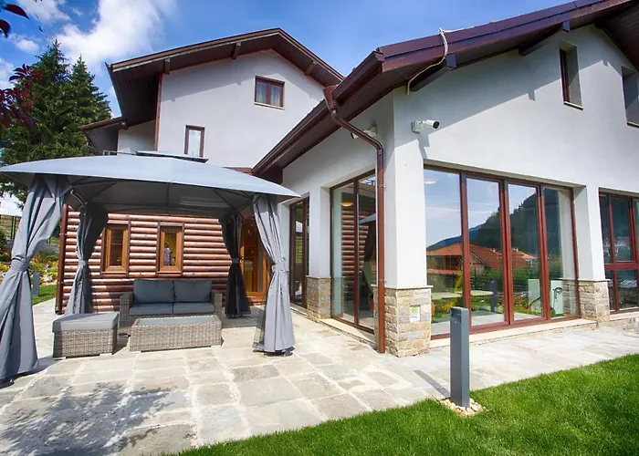 Mountain Hill Luxury Madzhare