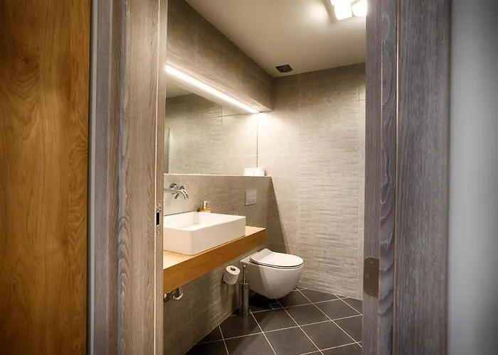 Mountain Hill Luxury Willa Madzhare