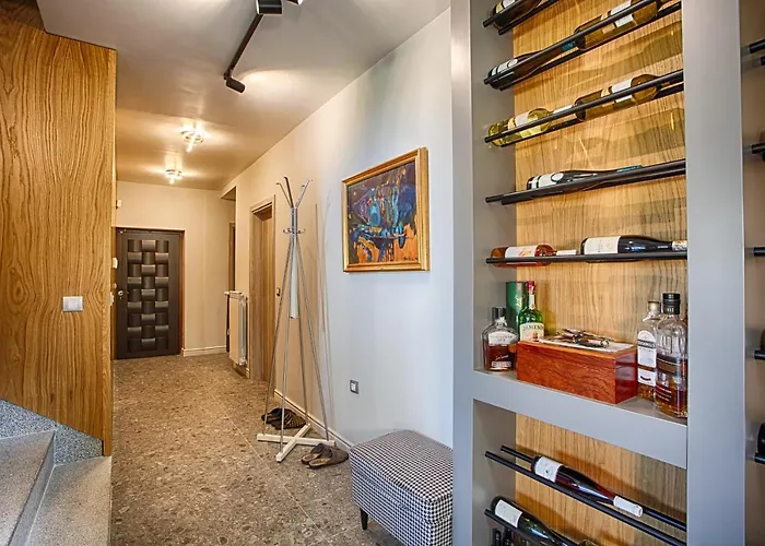 Mountain Hill Luxury