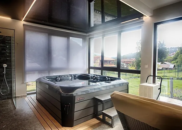 Willa Mountain Hill Luxury