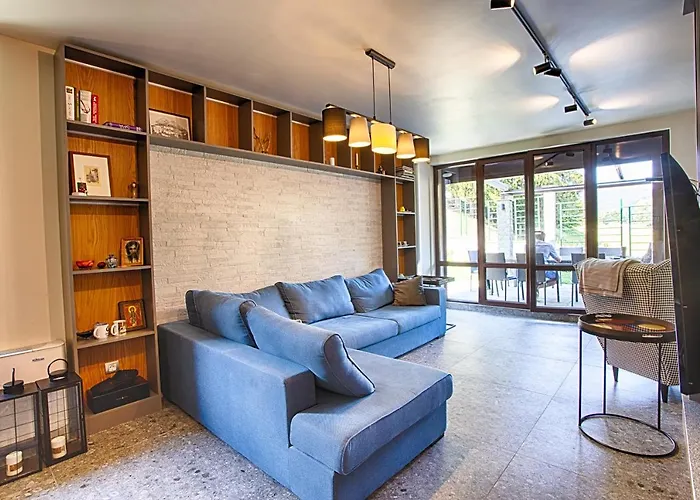 Mountain Hill Luxury * Madzhare