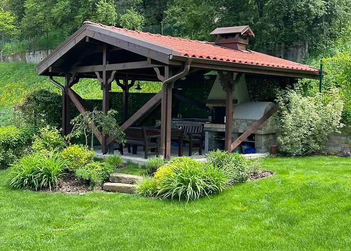 Willa Mountain Hill Luxury